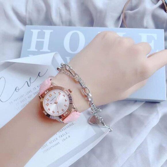 Casual Waterproof Watch for Girls 11-15 - Stylish Leather Band & Accurate Quartz - Picture 2 of 5